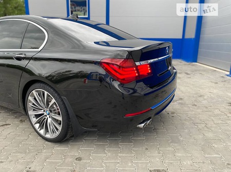 BMW 730 2014  випуску Вінниця з двигуном 0 л дизель седан автомат за 31500 долл. 
