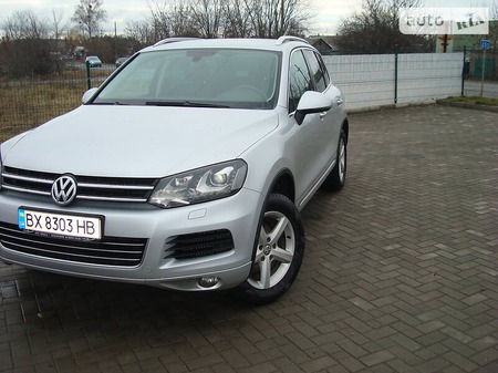 Volkswagen Touareg 2012  випуску Хмельницький з двигуном 0 л дизель позашляховик автомат за 23600 долл. 