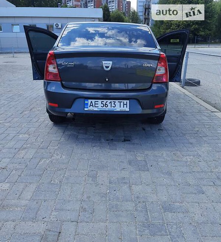 Dacia Logan 2008  випуску Дніпро з двигуном 1.6 л  седан механіка за 6300 долл. 
