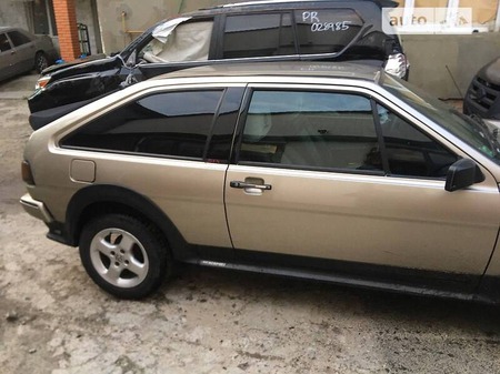 Volkswagen Scirocco 1986  випуску Київ з двигуном 1.8 л бензин хэтчбек автомат за 4000 долл. 