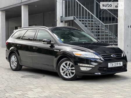 Ford Mondeo 2012  випуску Львів з двигуном 2 л дизель універсал механіка за 8500 долл. 