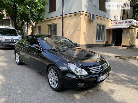 Mercedes-Benz CLS 350 2005  випуску Київ з двигуном 3.5 л бензин седан автомат за 10700 долл. 