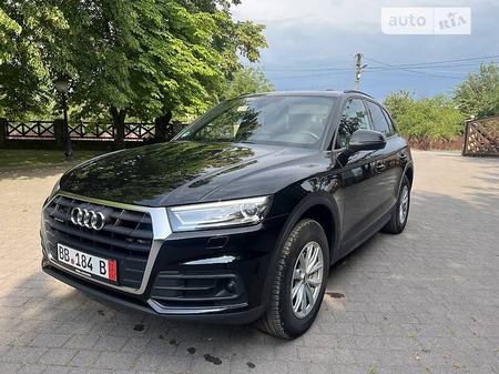 Audi Q5 2019  випуску Івано-Франківськ з двигуном 2 л дизель позашляховик автомат за 39999 долл. 