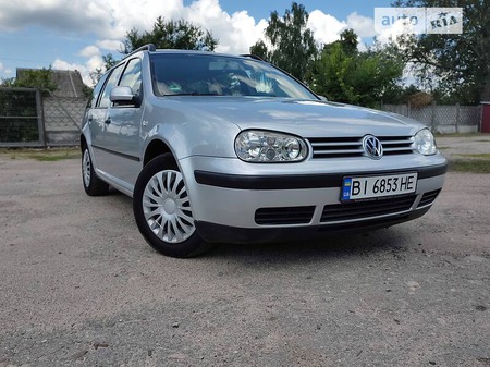 Volkswagen Golf 2002  випуску Суми з двигуном 2 л  універсал механіка за 4899 долл. 