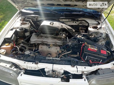 Nissan Primera 1993  випуску Тернопіль з двигуном 1.6 л  седан механіка за 1200 долл. 
