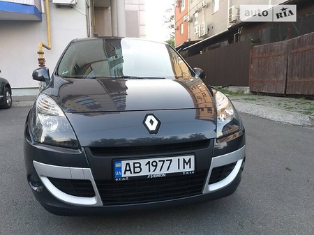 Renault Scenic 2011  випуску Вінниця з двигуном 1.6 л дизель мінівен механіка за 7400 долл. 