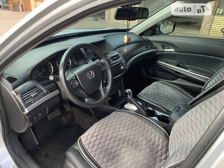Honda Crosstour 2015  випуску Кропивницький з двигуном 3.5 л бензин хэтчбек автомат за 18500 долл. 