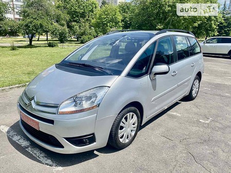 Citroen C4 Picasso 2010  випуску Рівне з двигуном 1.6 л дизель мінівен механіка за 6450 долл. 