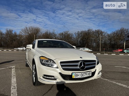Mercedes-Benz CLS 350 2013  випуску Одеса з двигуном 3.5 л дизель седан автомат за 24800 долл. 