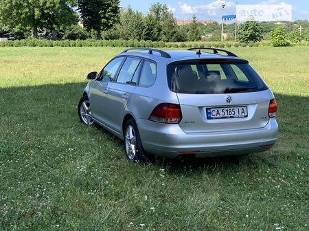 Volkswagen Jetta 2011  випуску Черкаси з двигуном 2.5 л бензин універсал автомат за 6700 долл. 