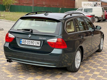 BMW 325 2007  випуску Вінниця з двигуном 2.5 л бензин універсал механіка за 9300 долл. 