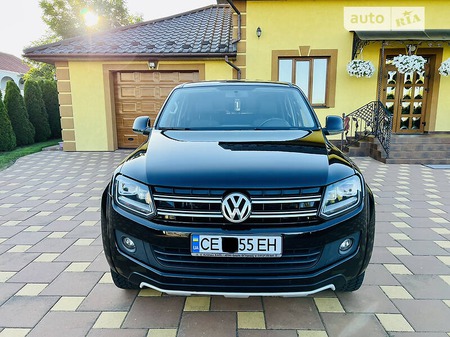 Volkswagen Amarok 2015  випуску Чернівці з двигуном 2 л дизель пікап автомат за 21900 долл. 