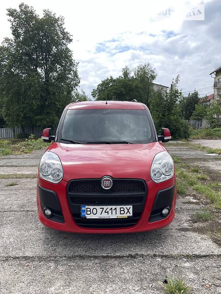 Fiat Doblo 2013  випуску Тернопіль з двигуном 1.6 л дизель  механіка за 6500 долл. 