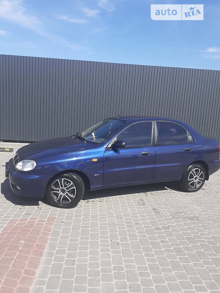 Daewoo Lanos 2006  випуску Львів з двигуном 1.6 л  седан  за 2600 долл. 