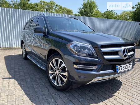 Mercedes-Benz GL 450 2015  випуску Івано-Франківськ з двигуном 3 л бензин позашляховик автомат за 29400 долл. 