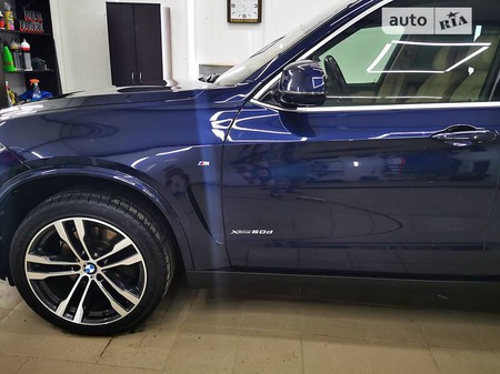 BMW X5 2015  випуску Львів з двигуном 3 л дизель позашляховик автомат за 34000 долл. 
