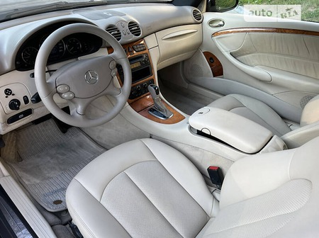 Mercedes-Benz CLK 270 2003  випуску Луцьк з двигуном 2.7 л дизель купе автомат за 6700 долл. 