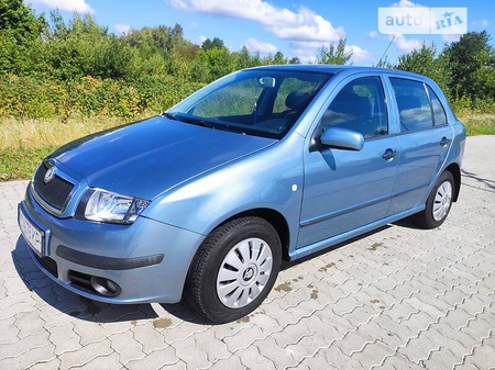 Skoda Fabia 2007  випуску Львів з двигуном 1.4 л бензин хэтчбек механіка за 3390 долл. 