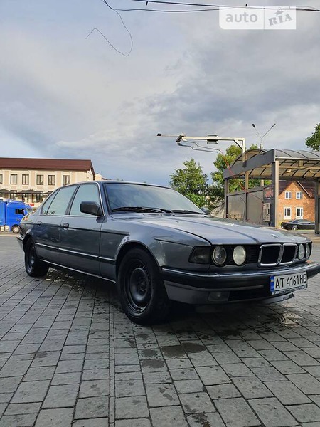 BMW 730 1993  випуску Івано-Франківськ з двигуном 3 л бензин седан автомат за 3500 долл. 