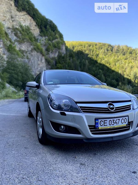 Opel Astra 2009  випуску Івано-Франківськ з двигуном 1.7 л дизель універсал механіка за 5150 долл. 