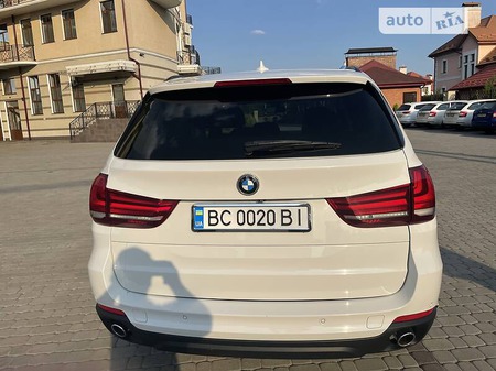 BMW X5 2015  випуску Львів з двигуном 2 л дизель позашляховик автомат за 27500 долл. 