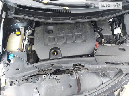 Toyota Auris 2011  випуску Київ з двигуном 1.6 л бензин хэтчбек  за 4950 долл. 