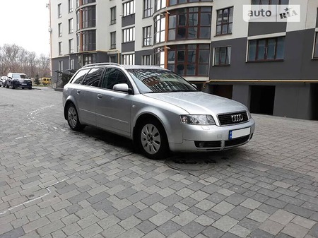 Audi A4 Limousine 2001  випуску Івано-Франківськ з двигуном 1.6 л бензин універсал механіка за 5255 долл. 