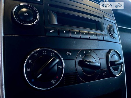 Mercedes-Benz C 180 2010  випуску Одеса з двигуном 2 л дизель хэтчбек механіка за 7500 долл. 