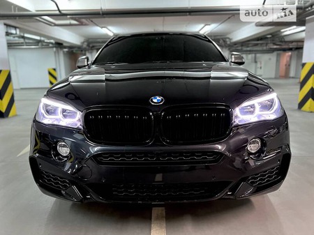 BMW X6 2015  випуску Київ з двигуном 4.4 л бензин позашляховик автомат за 39000 долл. 