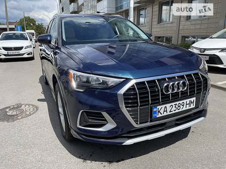 Audi Q3 2020  випуску Київ з двигуном 2 л бензин позашляховик автомат за 31900 долл. 