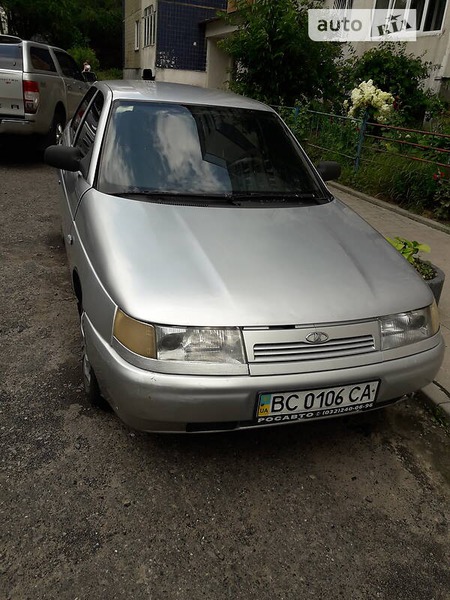 Lada 2110 2009  випуску Львів з двигуном 1.6 л  седан механіка за 2400 долл. 