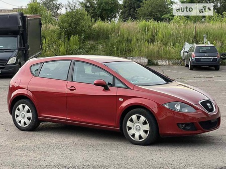 Seat Leon 2007  випуску Полтава з двигуном 1.6 л бензин хэтчбек механіка за 5999 долл. 