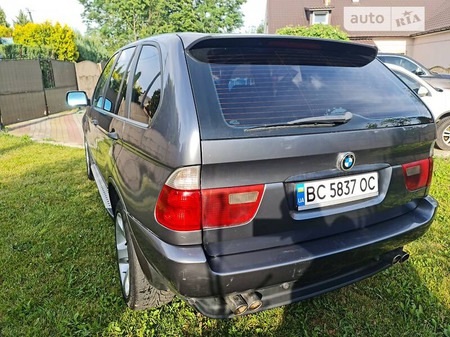 BMW X5 2001  випуску Львів з двигуном 3 л дизель позашляховик автомат за 7399 долл. 