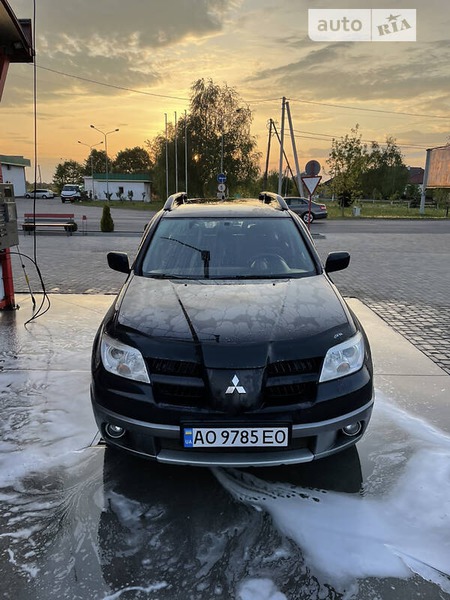 Mitsubishi Outlander 2008  випуску Ужгород з двигуном 2 л бензин позашляховик механіка за 7000 долл. 