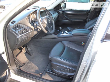 BMW X6 2008  випуску Київ з двигуном 4.4 л бензин позашляховик автомат за 14500 долл. 