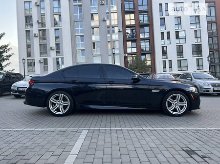 BMW 535 2016  випуску Київ з двигуном 3 л бензин седан автомат за 20400 долл. 