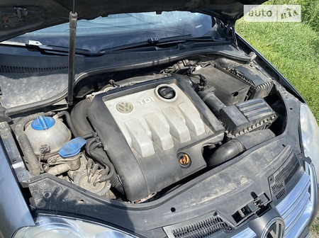 Volkswagen Jetta 2008  випуску Київ з двигуном 1.9 л дизель седан автомат за 7500 долл. 