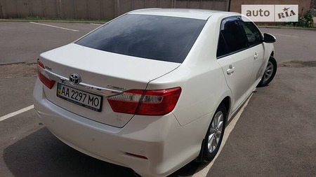 Toyota Camry 2011  випуску Івано-Франківськ з двигуном 2.5 л  седан автомат за 12500 долл. 