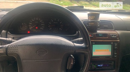 Nissan Maxima 1998  випуску Київ з двигуном 2 л бензин седан автомат за 2700 долл. 