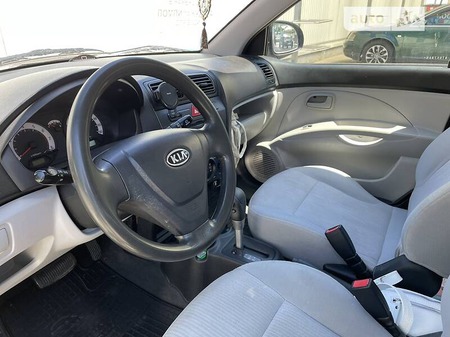 KIA Picanto 2008  випуску Кропивницький з двигуном 0 л бензин хэтчбек автомат за 5400 долл. 