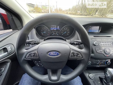 Ford Focus 2016  випуску Дніпро з двигуном 2 л бензин хэтчбек автомат за 8000 долл. 