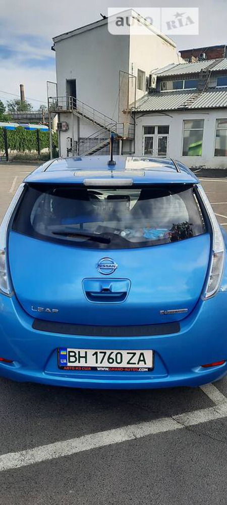 Nissan Leaf 2012  випуску Одеса з двигуном 0 л електро хэтчбек автомат за 10500 долл. 